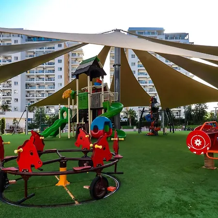 Ground Garden & Pool View Spacious At Caesar & Gazimağusa