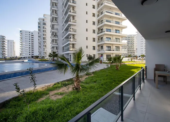 Ground Garden & Pool View Spacious At Caesar & Apartament