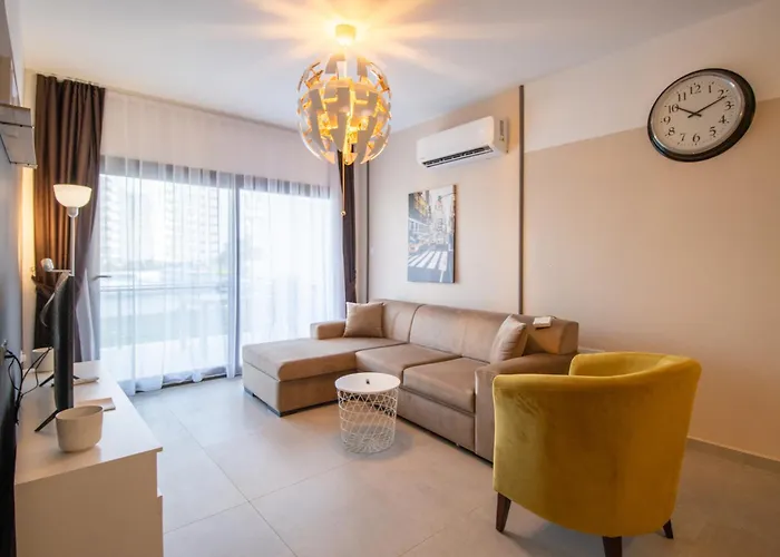 Apartmán Ground Garden & Pool View Spacious At Caesar &