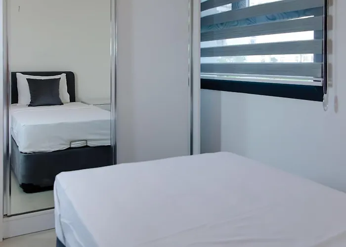 Ground Garden & Pool View Spacious At Caesar & Apartmán Famagusta (Northern Cyprus)